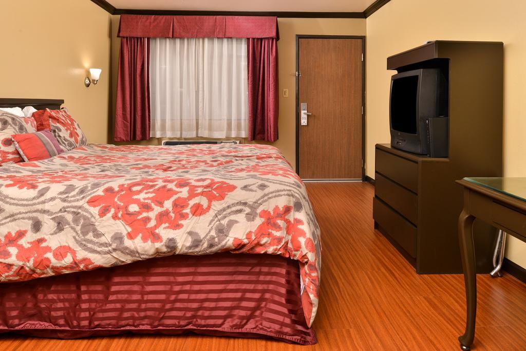Americas Best Value Inn Pasadena Exterior photo