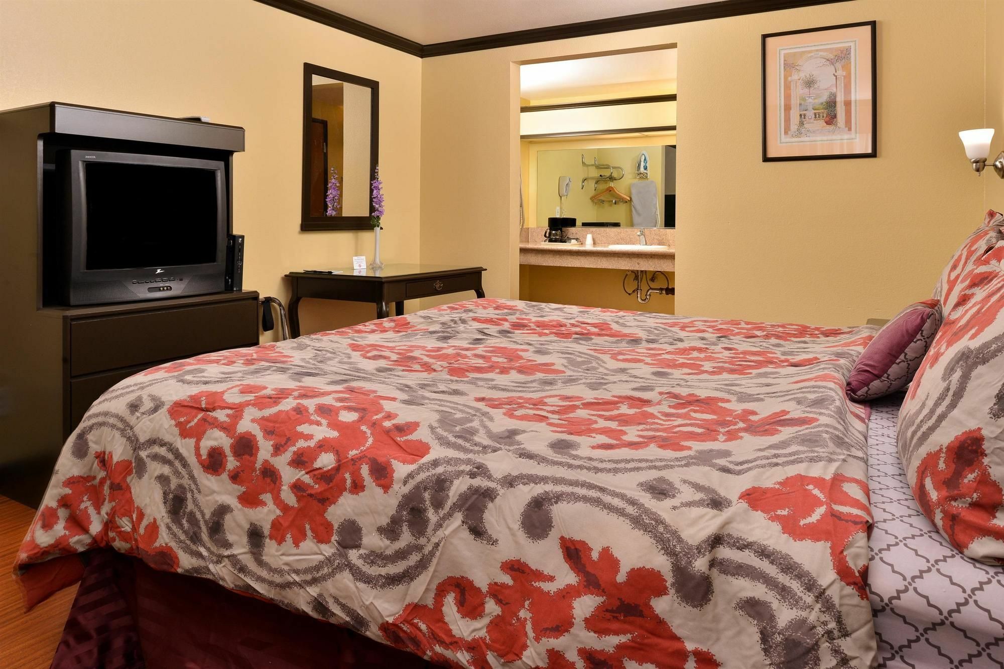 Americas Best Value Inn Pasadena Exterior photo